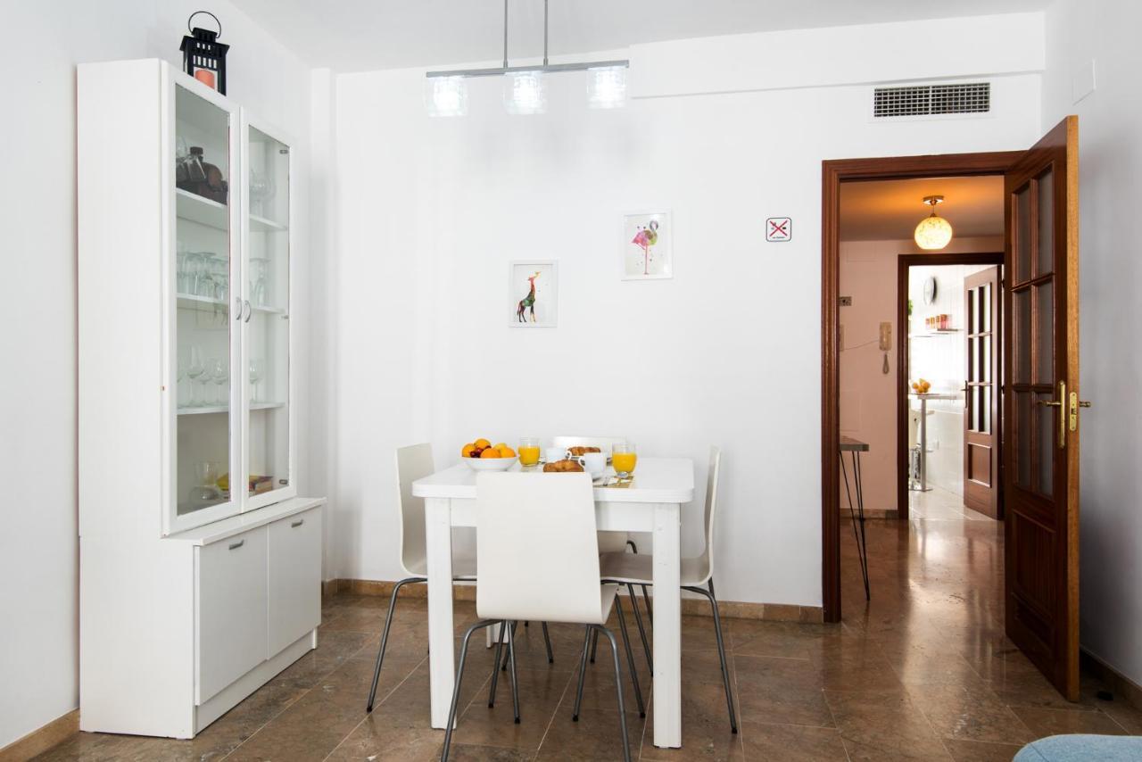 Center Apartment 2Bed 2B Aircon Wif And Parking Free Málaga Exterior foto